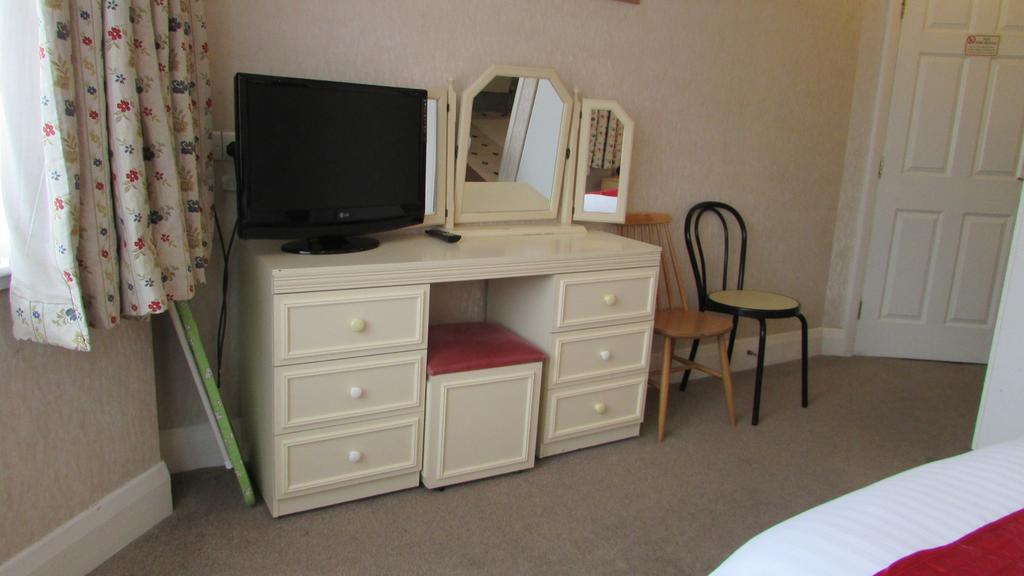 Rhondda Bed And Breakfast Харроу Экстерьер фото
